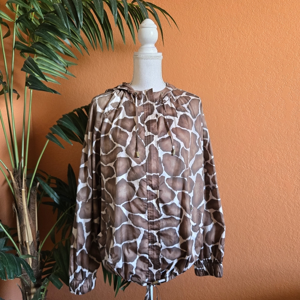 3/$25 Zenergy By Chicos Giraffe Print Light Jacket Brown 3 Large Hood
